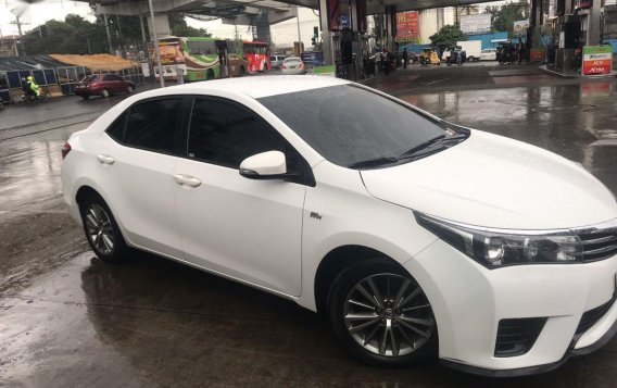 2014 Toyota Corolla Altis for sale in Quezon City-3
