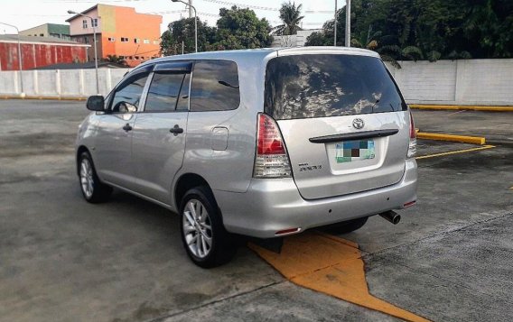 2010 Toyota Innova for sale in Imus-5