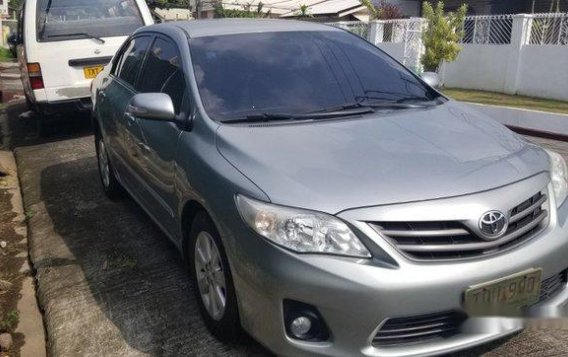 Sell Silver 2012 Toyota Corolla altis at 57000 km-1