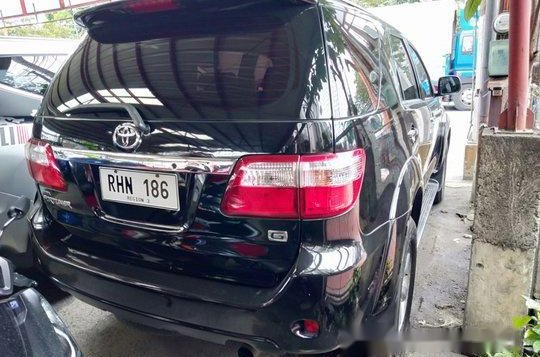 Black Toyota Fortuner 2009 for sale in Quezon City-5