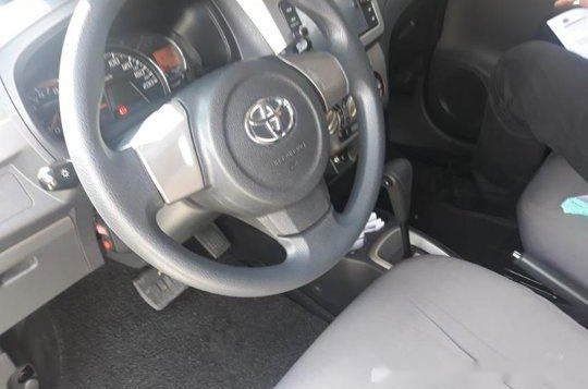 Selling Silver Toyota Wigo 2016 Automatic Gasoline -5