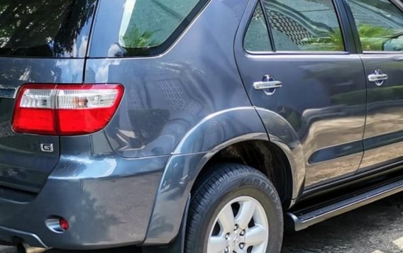 Toyota Fortuner 2010 for sale in Manila-2