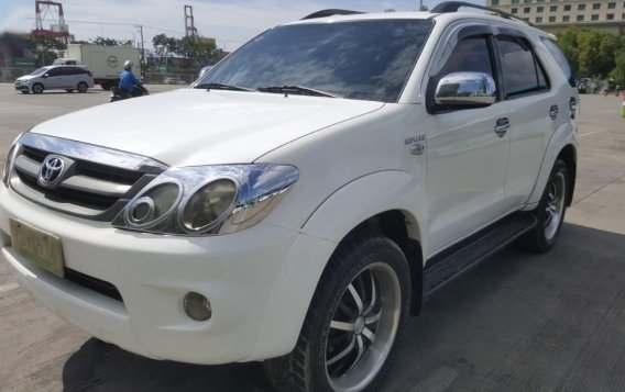 Toyota Fortuner 2007 for sale in Cebu City-9