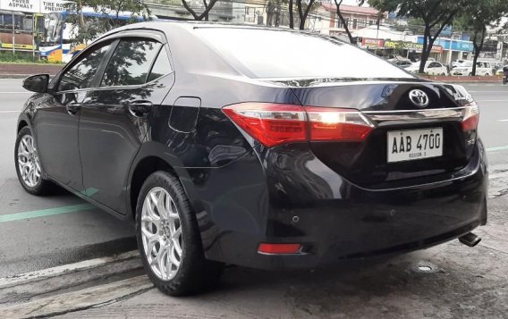 2014 Toyota Corolla Altis for sale in Quezon City-2