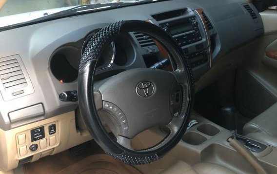 2009 Toyota Fortuner for sale in Mandaluyong -2