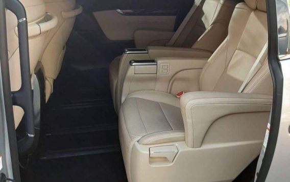 2016 Toyota Alphard for sale in Quezon City-6