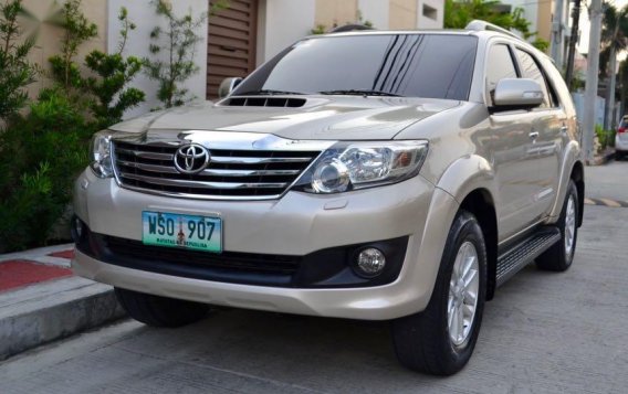 2013 Toyota Fortuner for sale in Quezon City-2
