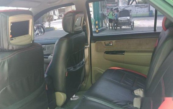 Black Toyota Fortuner 2014 Automatic Diesel for sale  -4