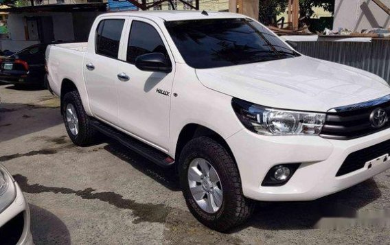 White Toyota Hilux 2019 Manual Gasoline for sale 