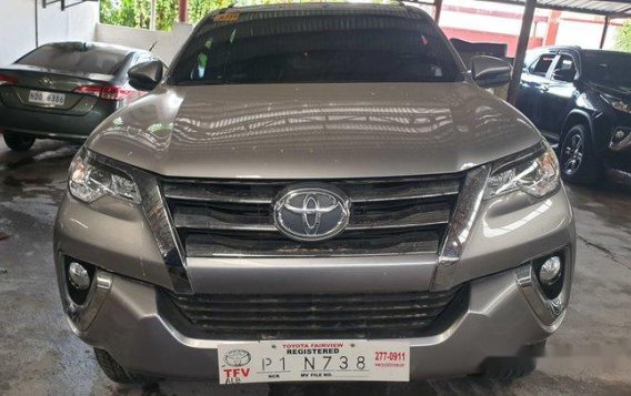 Silver Toyota Fortuner 2018 Automatic Diesel for sale-1