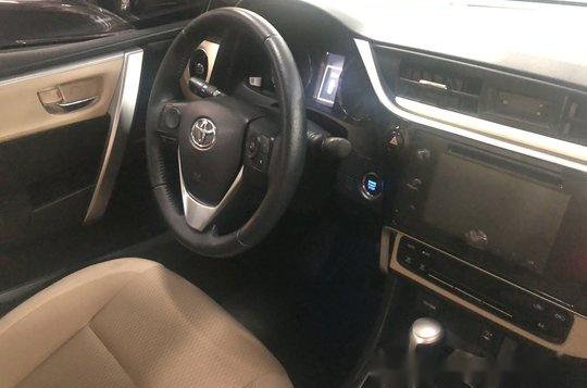 Black Toyota Corolla altis 2018 at 2200 km for sale -4