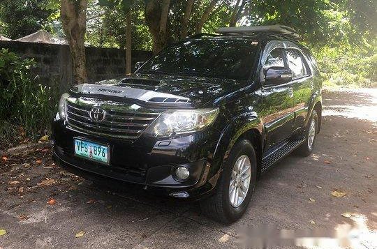 Sell Black 2013 Toyota Fortuner at Automatic Diesel at 1200000 km-1