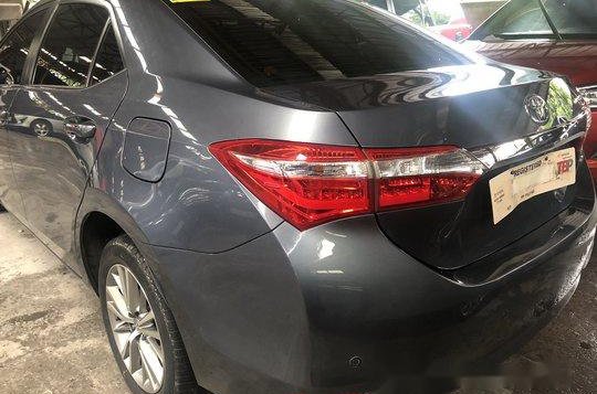 Selling Toyota Corolla altis 2017 Automatic Gasoline -4