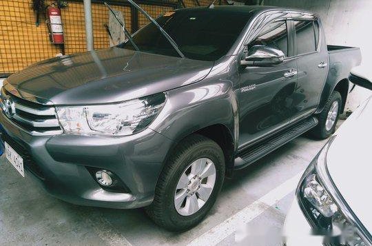  Toyota Hilux 2018 Manual Diesel for sale -3