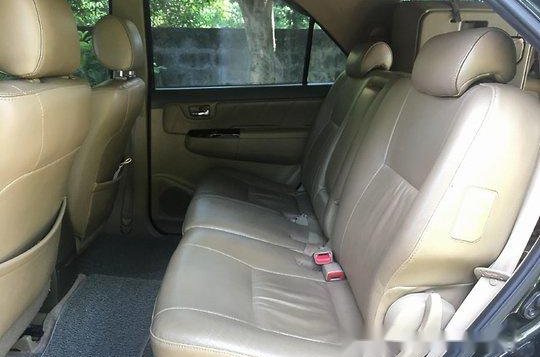 Sell Black 2013 Toyota Fortuner at Automatic Diesel at 1200000 km-4