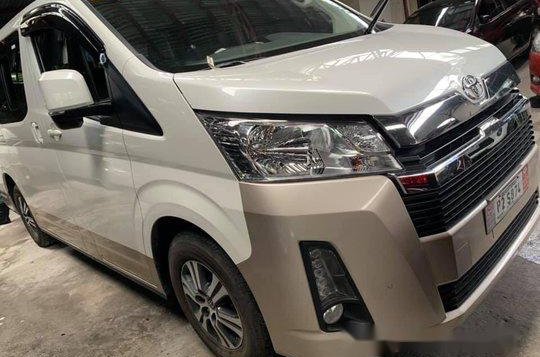 Selling White Toyota Hiace 2019 at 1200 km-2