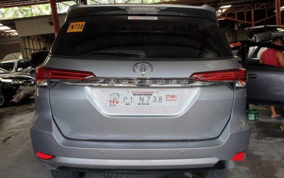 Silver Toyota Fortuner 2018 Automatic Diesel for sale-5