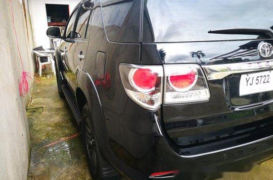 Black Toyota Fortuner 2015 at 55000 km for sale -9