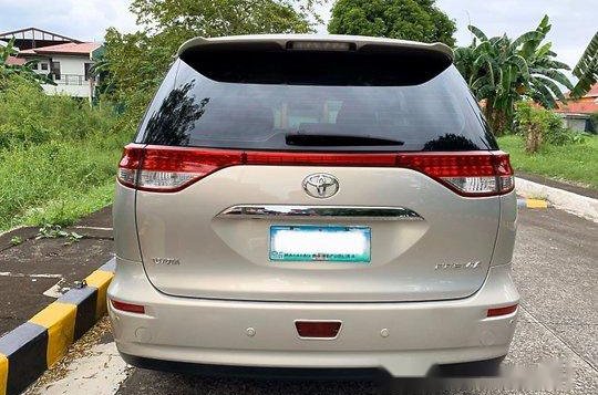 Selling Silver Toyota Previa 2010 in Quezon City-3