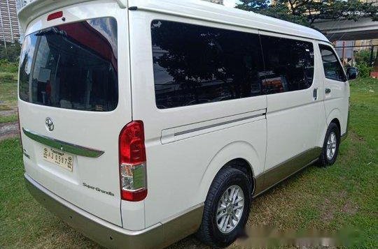 Selling Toyota Hiace 2018 at 22000 km-5