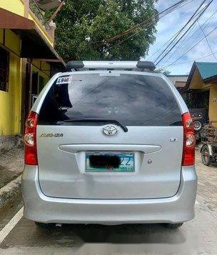 Selling Silver Toyota Avanza 2010 at 47000 km -3