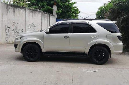 Selling Beige Toyota Fortuner 2014 Automatic Diesel -3