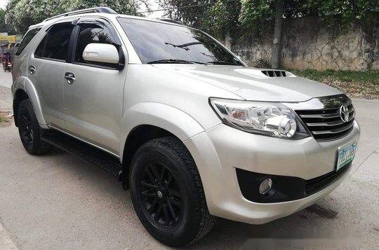 Selling Beige Toyota Fortuner 2014 Automatic Diesel -1