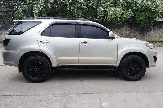 Selling Beige Toyota Fortuner 2014 Automatic Diesel -2