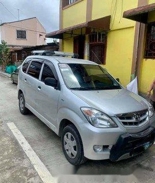Selling Silver Toyota Avanza 2010 at 47000 km -1