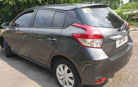 Grey Toyota Yaris 2016 Automatic for sale -5