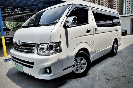 White Toyota Hiace 2013 Automatic Diesel for sale -1