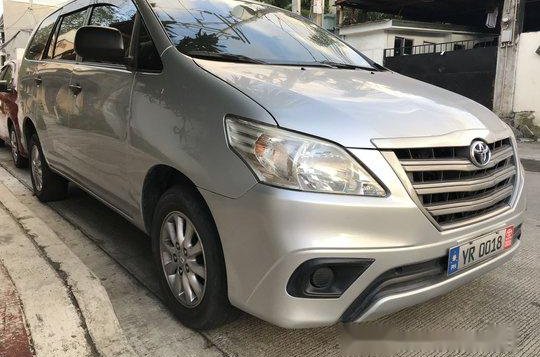 Selling Silver Toyota Innova 2015 Automatic Diesel at 22000 km