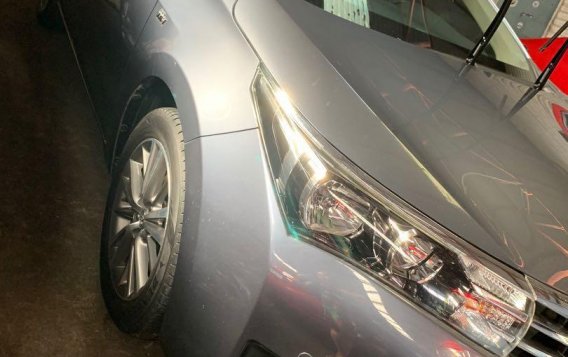 Sell Grey 2017 Toyota Corolla Altis in Quezon City-1
