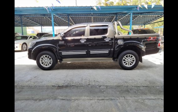 Selling 2014 Toyota Hilux Truck in Paranaque -3