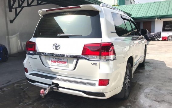 2017 Toyota Land Cruiser for sale in Manila-3