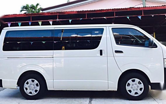 2017 Toyota Hiace for sale in Mandaue -2