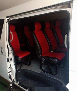 White Toyota Hiace 2016 for sale -4