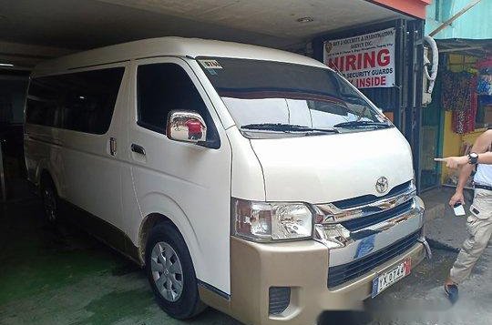 White Toyota Hiace 2016 for sale 