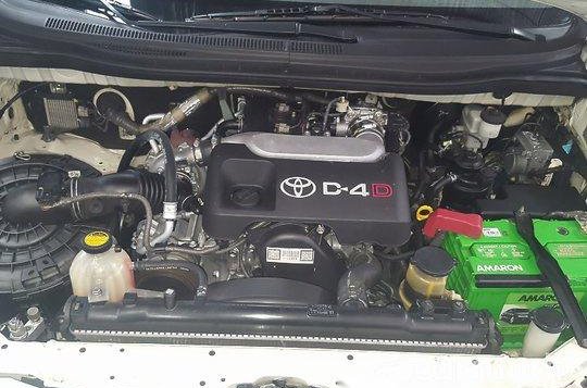 Toyota Innova 2012 Automatic Diesel for sale -12