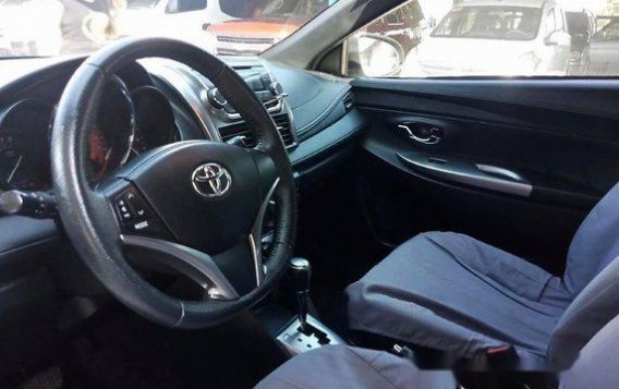 Sell White 2014 Toyota Yaris in Makati-4