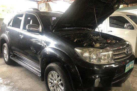 Black Toyota Fortuner 2010 at 58000 km for sale -4