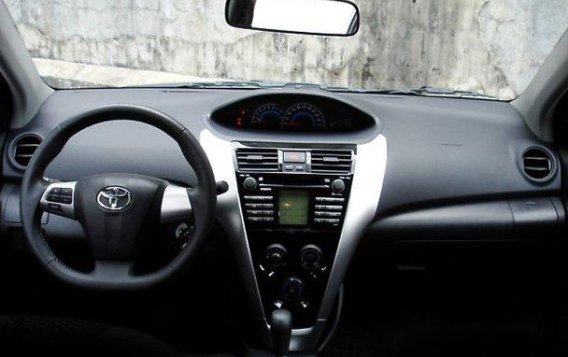 Selling Black Toyota Vios 2013 Automatic Gasoline at 45000 km-5