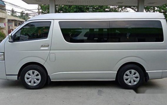 Silver Toyota Hiace 2015 at 60000 km for sale -7