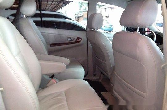 White Toyota Innova 2014 Automatic Gasoline for sale -9