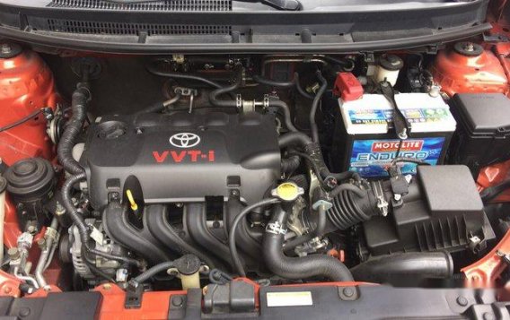 Orange Toyota Vios 2016 at 42000 km for sale-7