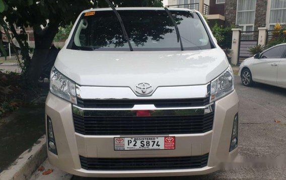 Selling White Toyota Hiace 2019 at 1200 km-1