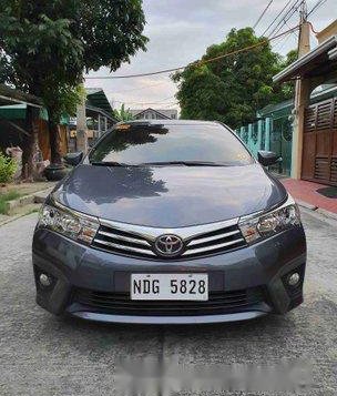 Grey Toyota Corolla Altis 2017 at 30000 km for sale -3