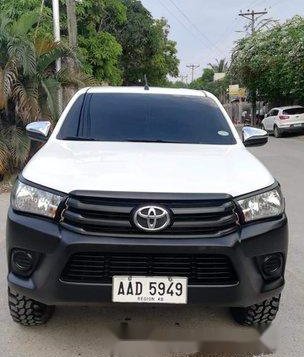White Toyota Hilux 2016 for sale in Cebu 