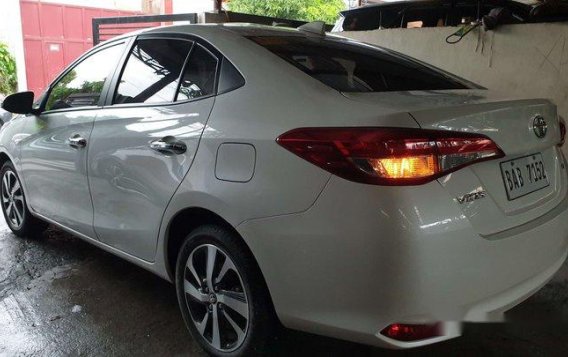 Sell White 2018 Toyota Vios Automatic Gasoline at 2100 km -4