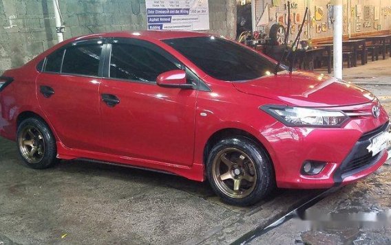 Red Toyota Vios 2014 at 41800 km for sale -1